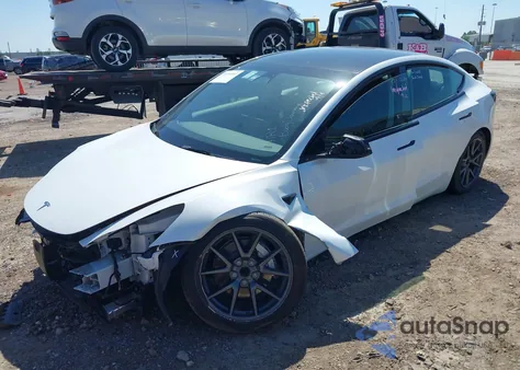 2023 Tesla Model 3 из США, поврежденный, VIN 5YJ3E1EA7PF438239